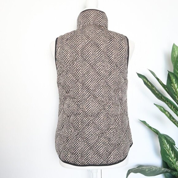 J. Crew Excursion Blogger Favorite Quilted Down Fill Vest Herringbone XS - Picture 13 of 16